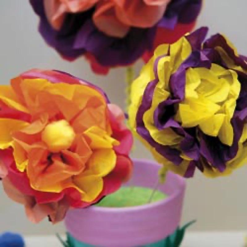 DIY: Cómo hacer flores gigantes de papel - Dibujos de Colores